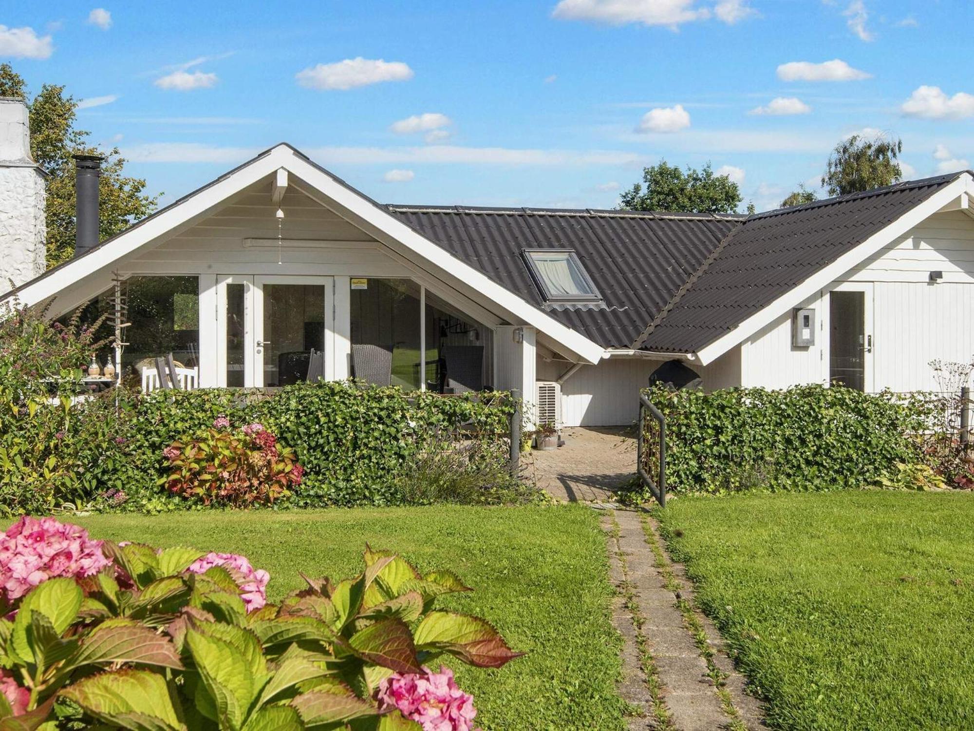 8 Person Holiday Home In Hejls Buitenkant foto